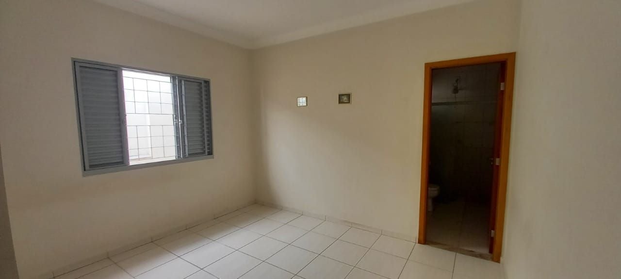 Casa à venda com 3 quartos, 150m² - Foto 14