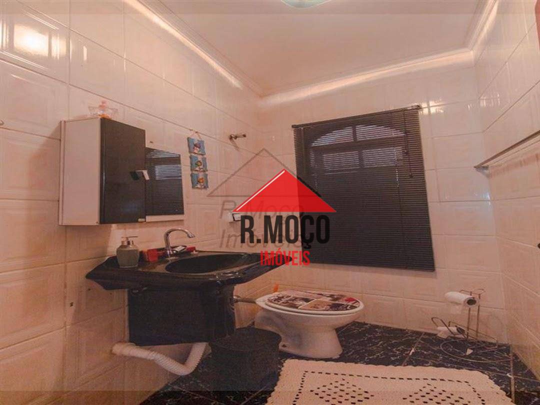 Casa à venda com 3 quartos, 550m² - Foto 23