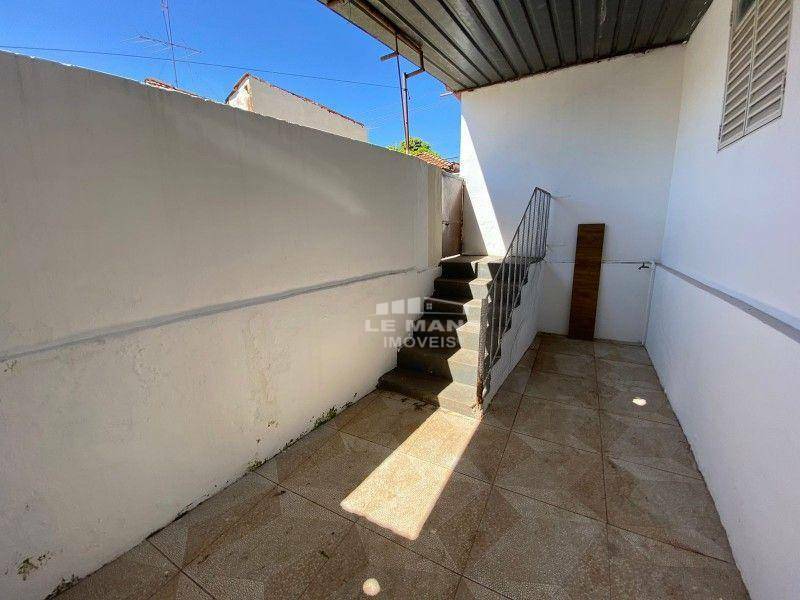 Casa à venda com 4 quartos, 182m² - Foto 16