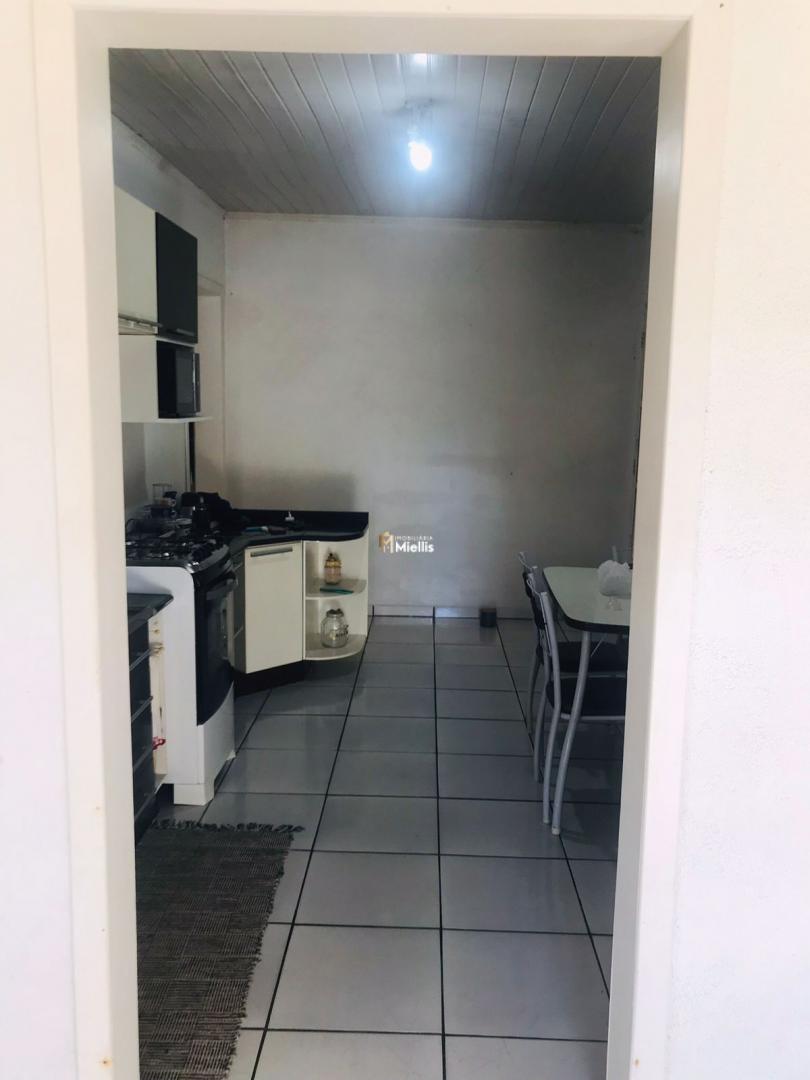 Casa à venda com 3 quartos, 20m² - Foto 4