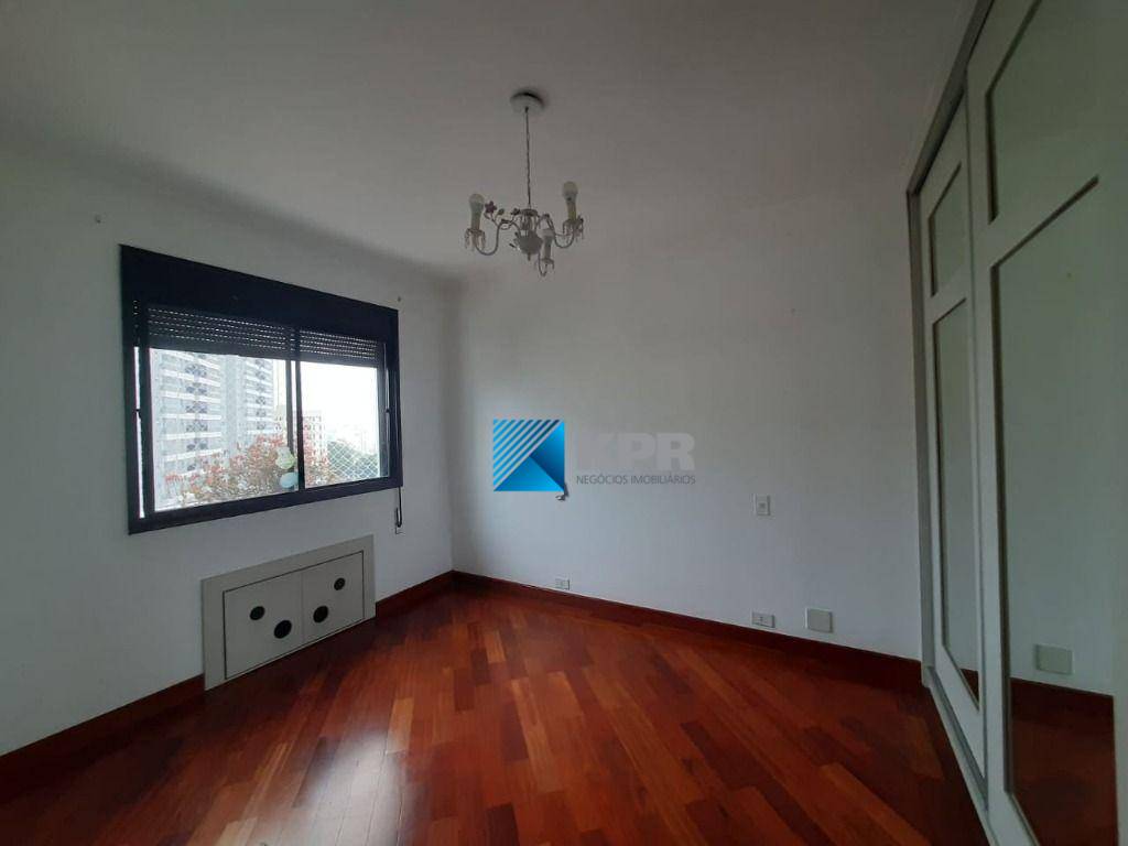 Apartamento à venda com 4 quartos, 190m² - Foto 8