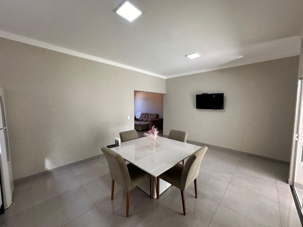 Casa à venda com 3 quartos, 192m² - Foto 15