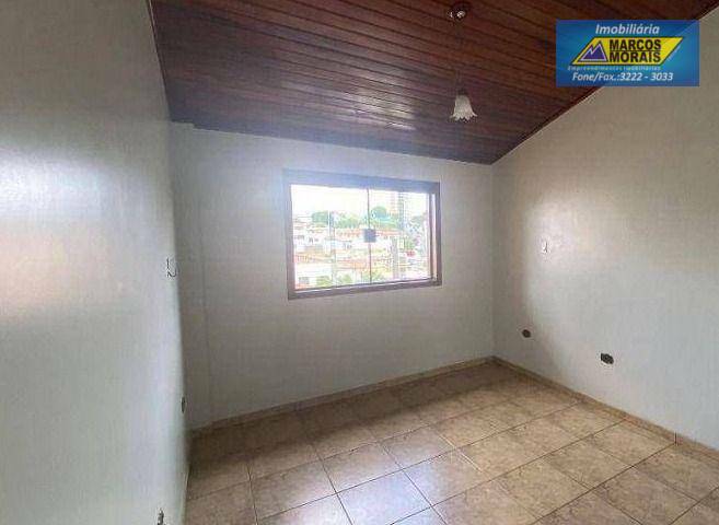 Casa à venda e aluguel com 2 quartos, 250m² - Foto 9