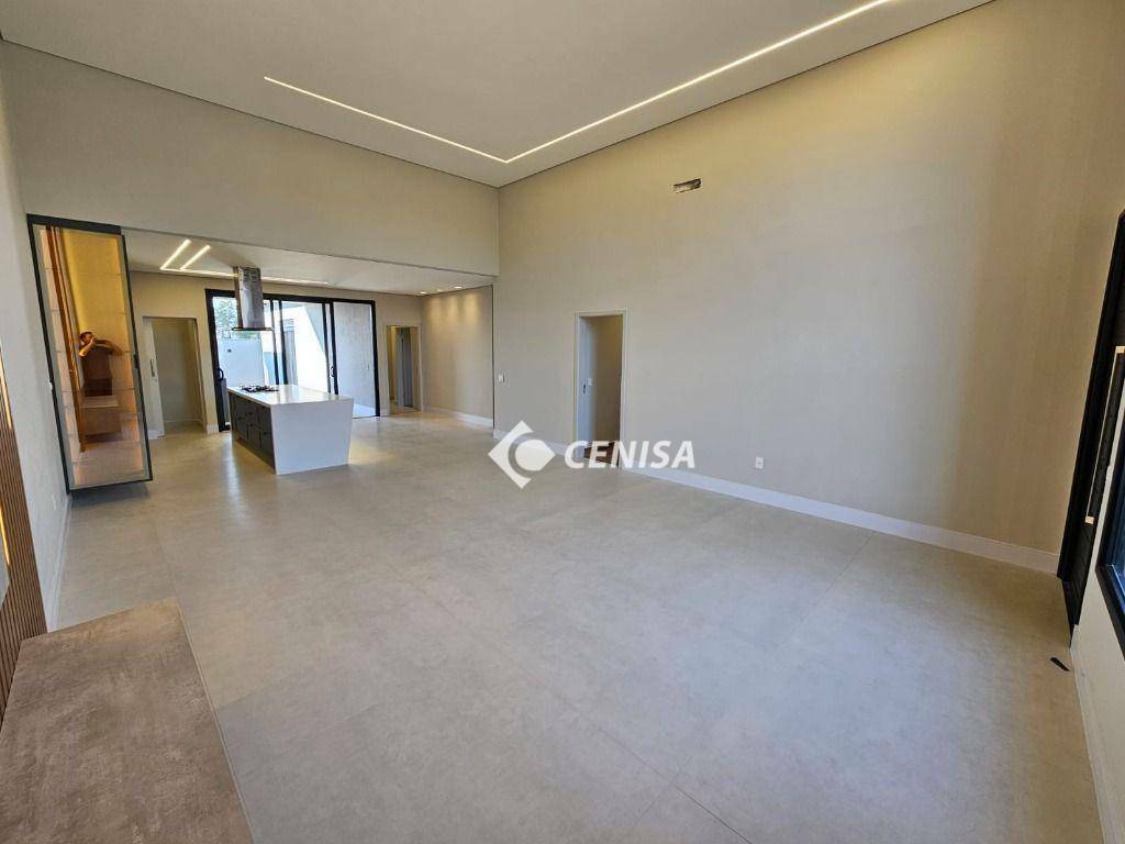 Casa de Condomínio à venda com 3 quartos, 225m² - Foto 7