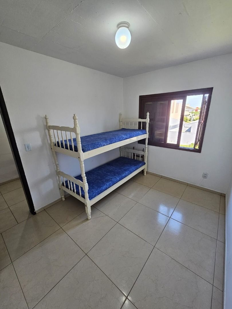 Casa à venda com 2 quartos, 60m² - Foto 12