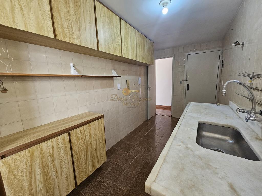 Apartamento à venda com 2 quartos, 70m² - Foto 18