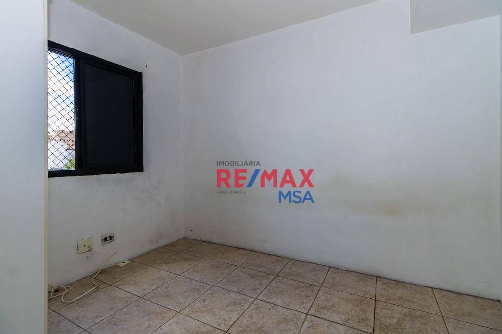 Apartamento à venda com 2 quartos, 56m² - Foto 11