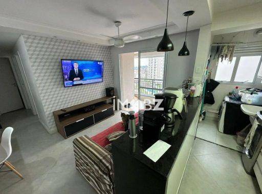 Apartamento à venda com 3 quartos, 65m² - Foto 1