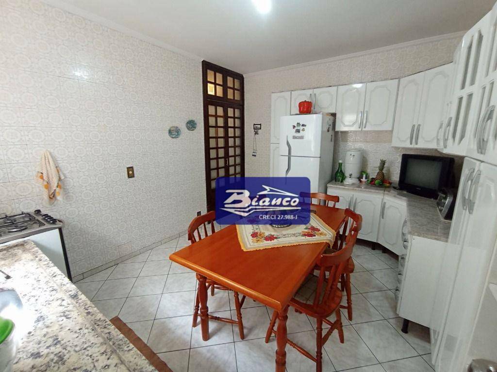 Sobrado à venda com 2 quartos, 164m² - Foto 7