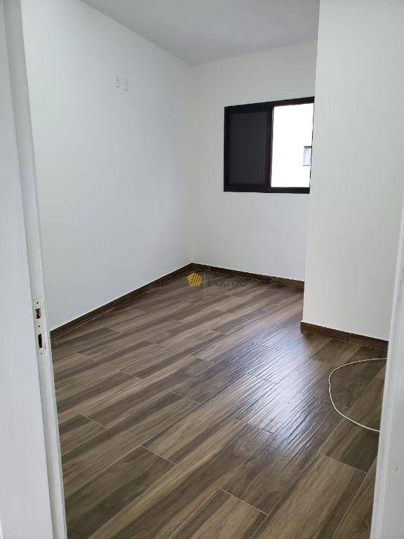 Apartamento à venda com 1 quarto, 57m² - Foto 15