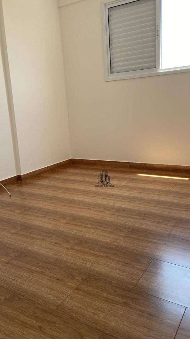 Apartamento à venda com 2 quartos, 66m² - Foto 17