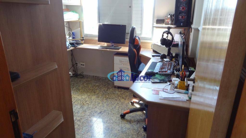 Apartamento à venda com 3 quartos, 67m² - Foto 28