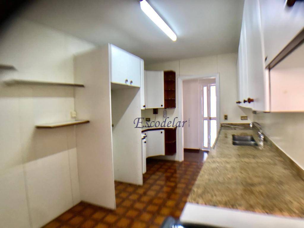 Apartamento à venda com 3 quartos, 168m² - Foto 15