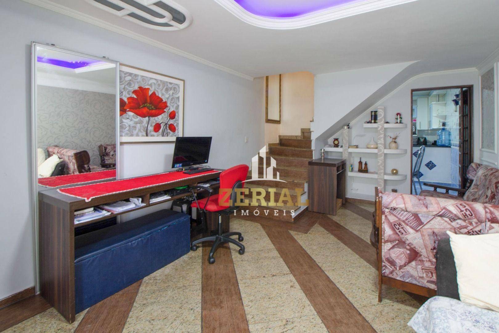 Sobrado à venda com 4 quartos, 200m² - Foto 2