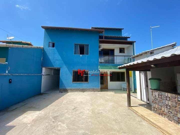 Casa à venda com 4 quartos, 250m² - Foto 1