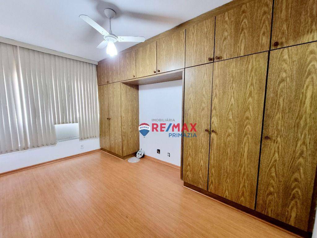 Apartamento à venda com 2 quartos, 86m² - Foto 7