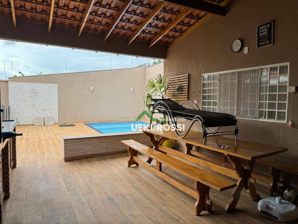 Casa à venda com 3 quartos, 400m² - Foto 6