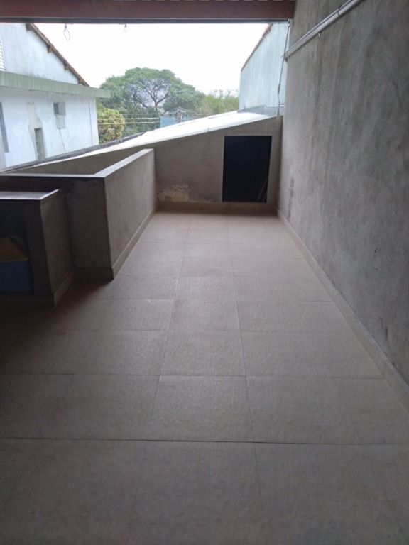 Sobrado à venda com 2 quartos, 70m² - Foto 24