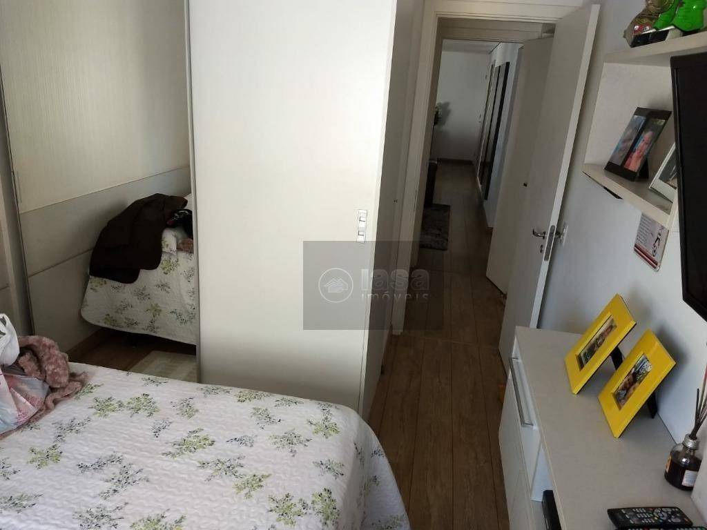 Apartamento à venda com 3 quartos, 133m² - Foto 4