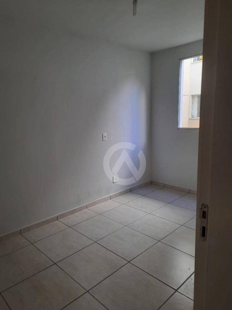 Apartamento à venda com 2 quartos, 45m² - Foto 2