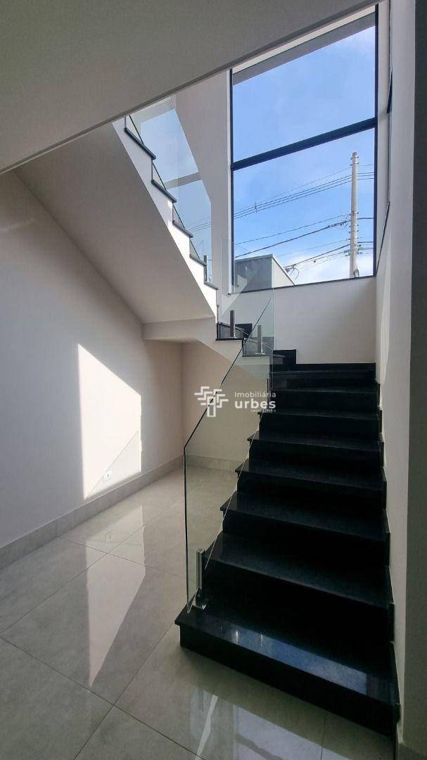 Casa à venda com 3 quartos, 190m² - Foto 4