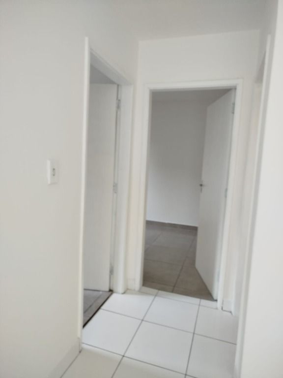 Apartamento para alugar com 2 quartos, 67m² - Foto 7