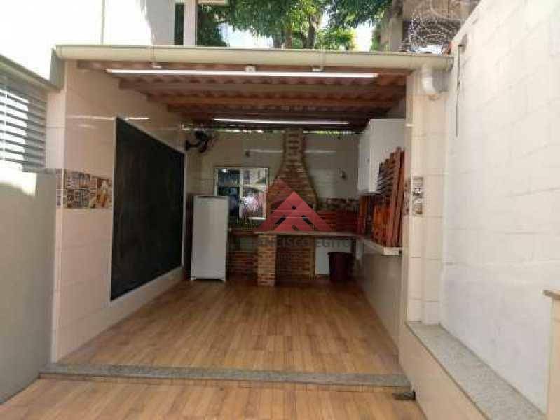 Apartamento à venda com 2 quartos, 60m² - Foto 22