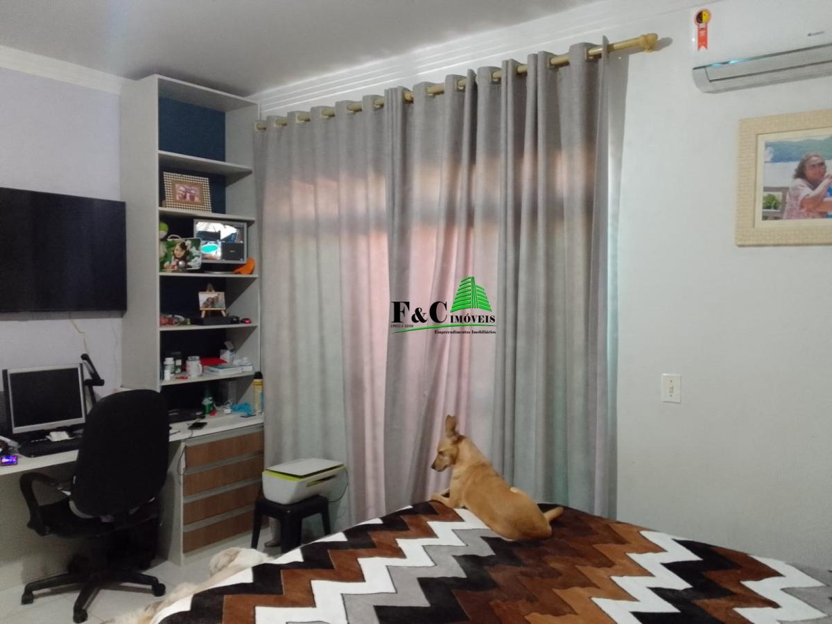 Casa à venda com 4 quartos, 150m² - Foto 18