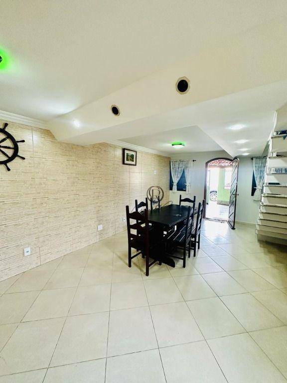 Casa à venda com 4 quartos, 150m² - Foto 4