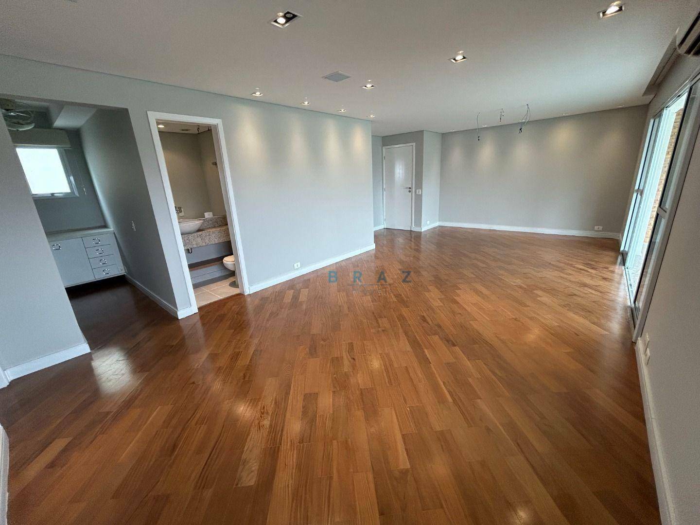 Apartamento para alugar com 2 quartos, 113m² - Foto 6