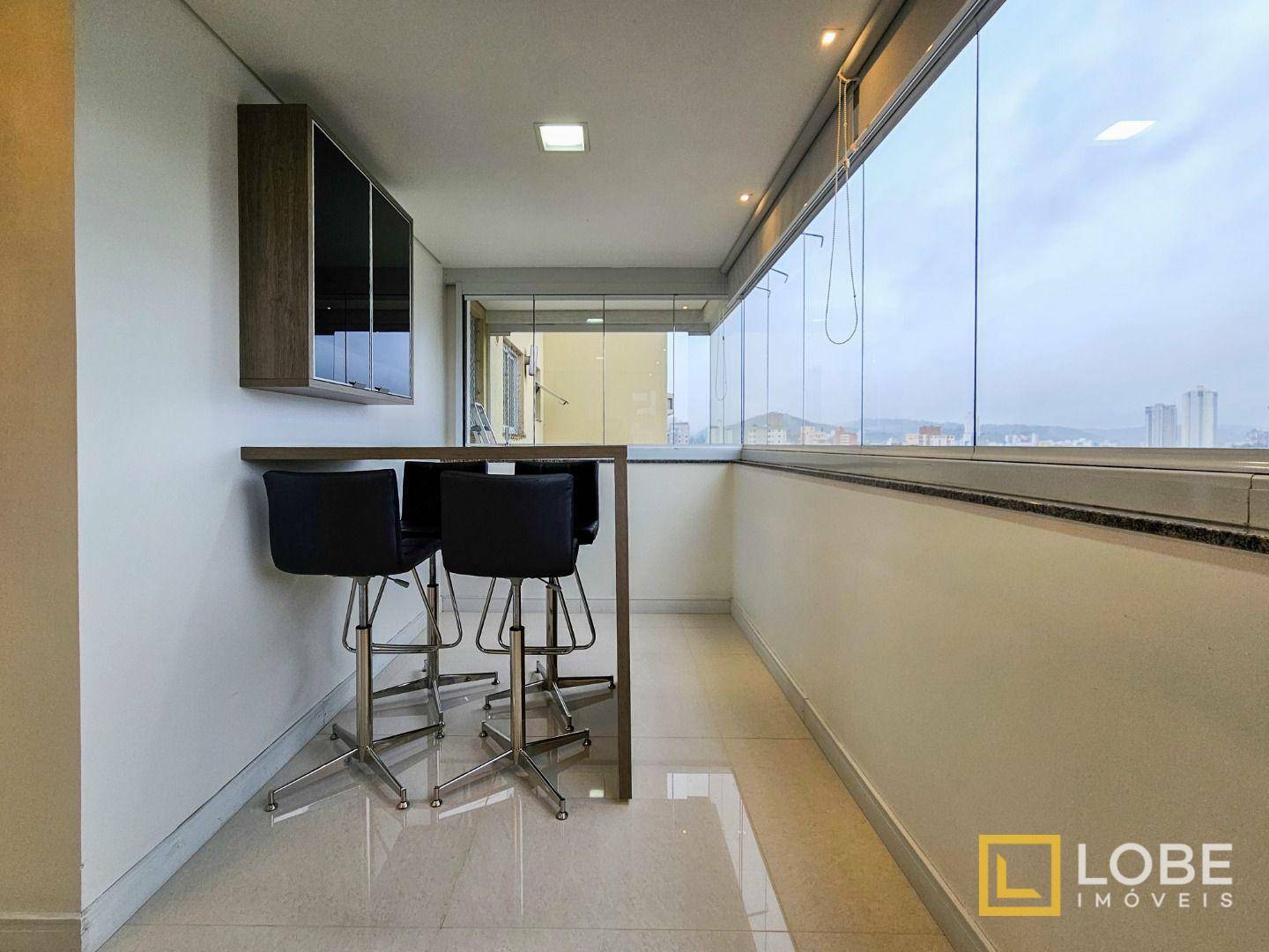 Apartamento à venda com 3 quartos, 117m² - Foto 17