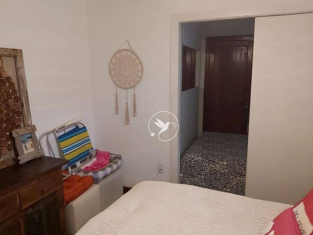 Casa de Condomínio à venda com 3 quartos, 240m² - Foto 13