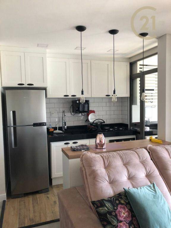 Apartamento à venda com 2 quartos, 67m² - Foto 1