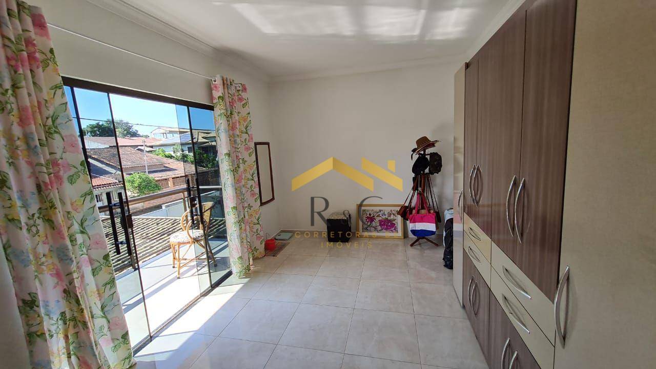 Casa à venda com 3 quartos, 150m² - Foto 17