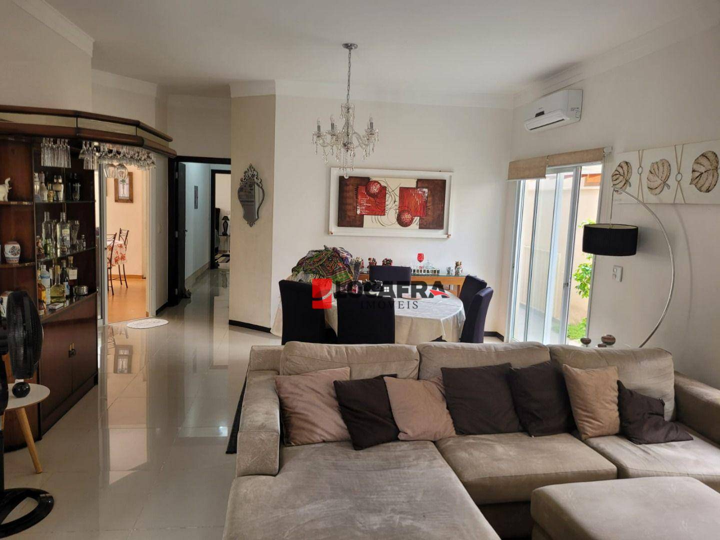 Casa de Condomínio à venda com 3 quartos, 170m² - Foto 2