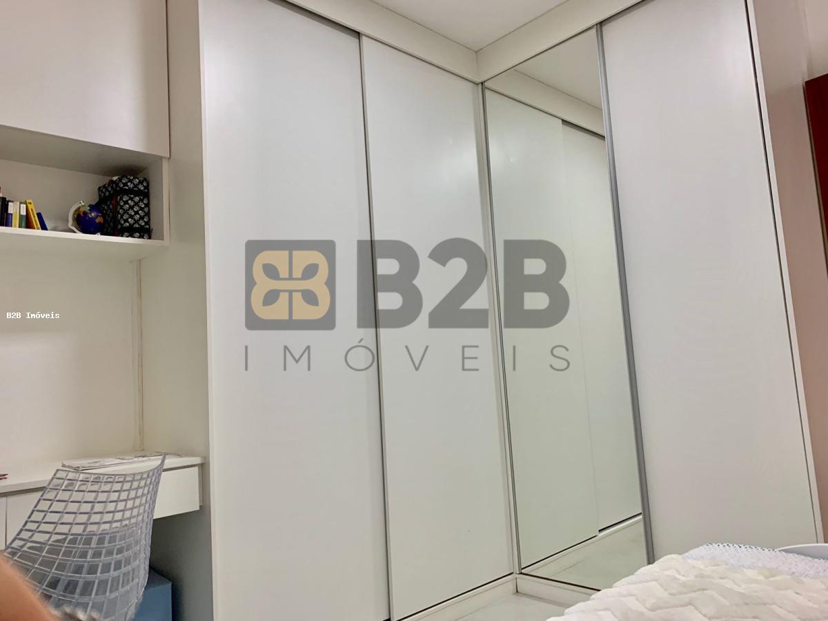 Apartamento à venda com 2 quartos, 75m² - Foto 11