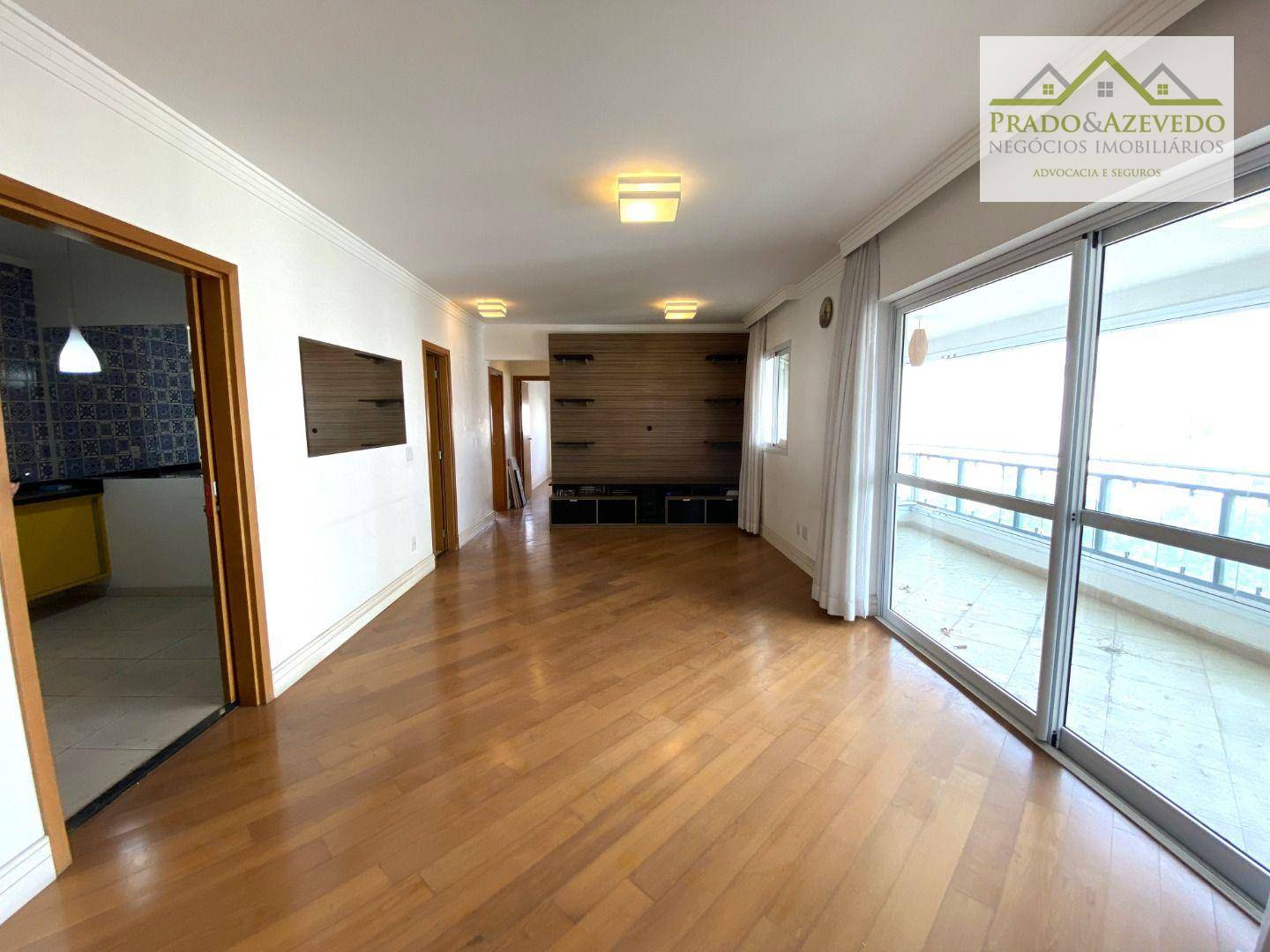 Apartamento à venda com 3 quartos, 119m² - Foto 1