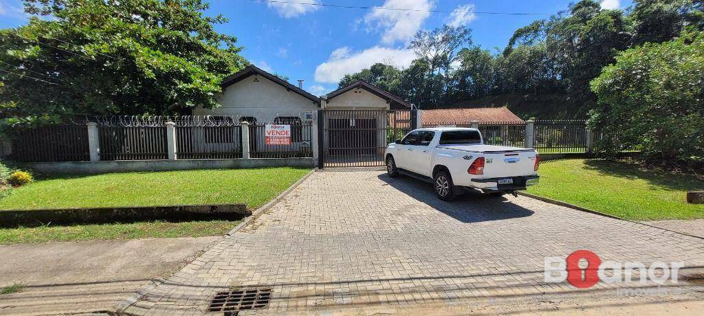 Casa à venda com 2 quartos, 100m² - Foto 2