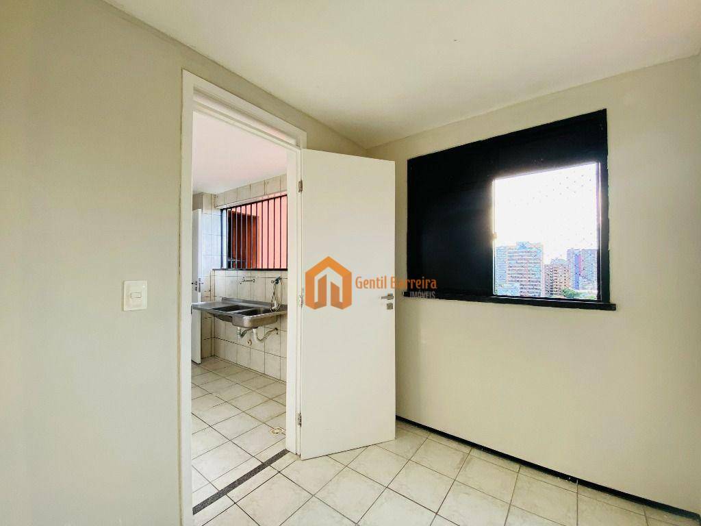 Apartamento à venda com 3 quartos, 143m² - Foto 18