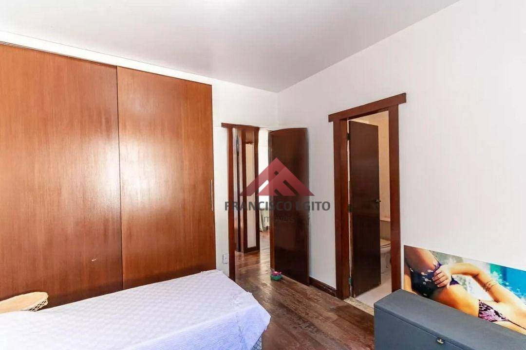 Casa à venda com 3 quartos, 196m² - Foto 17