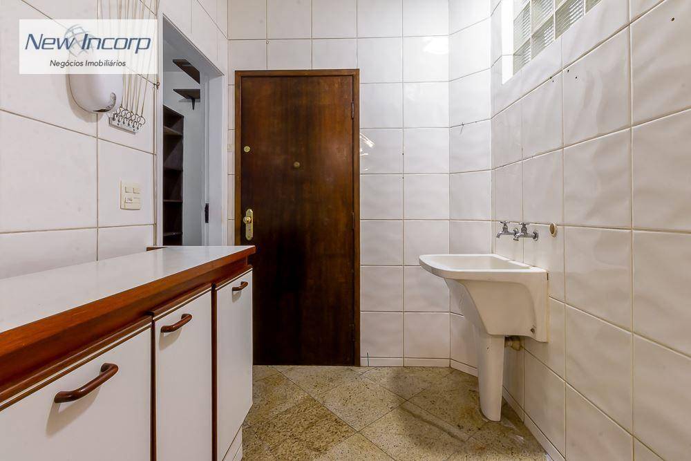 Apartamento à venda com 3 quartos, 125m² - Foto 11