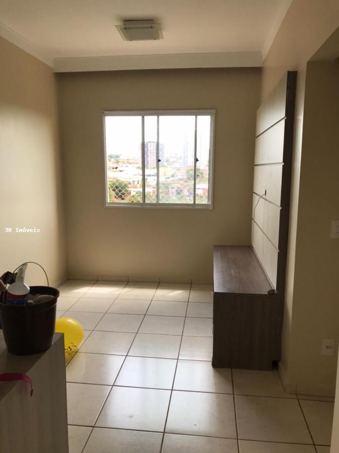 Apartamento para alugar com 2 quartos, 48m² - Foto 2