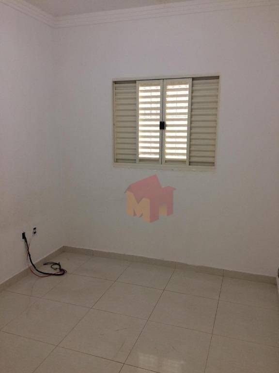 Casa à venda com 3 quartos, 120m² - Foto 10