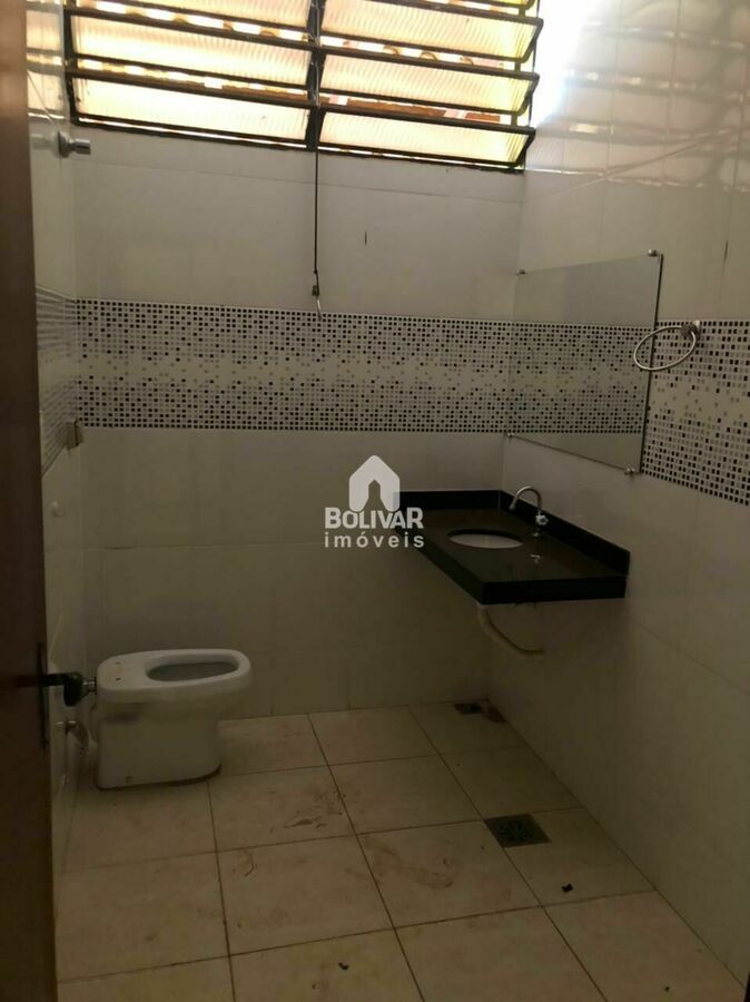 Casa à venda com 3 quartos, 250m² - Foto 15