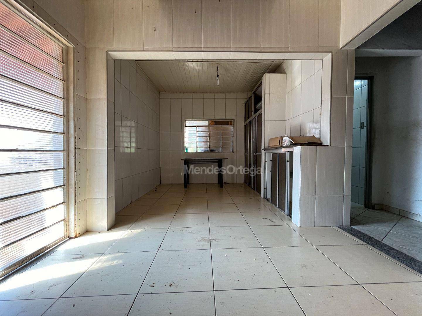 Casa à venda com 2 quartos, 184m² - Foto 6