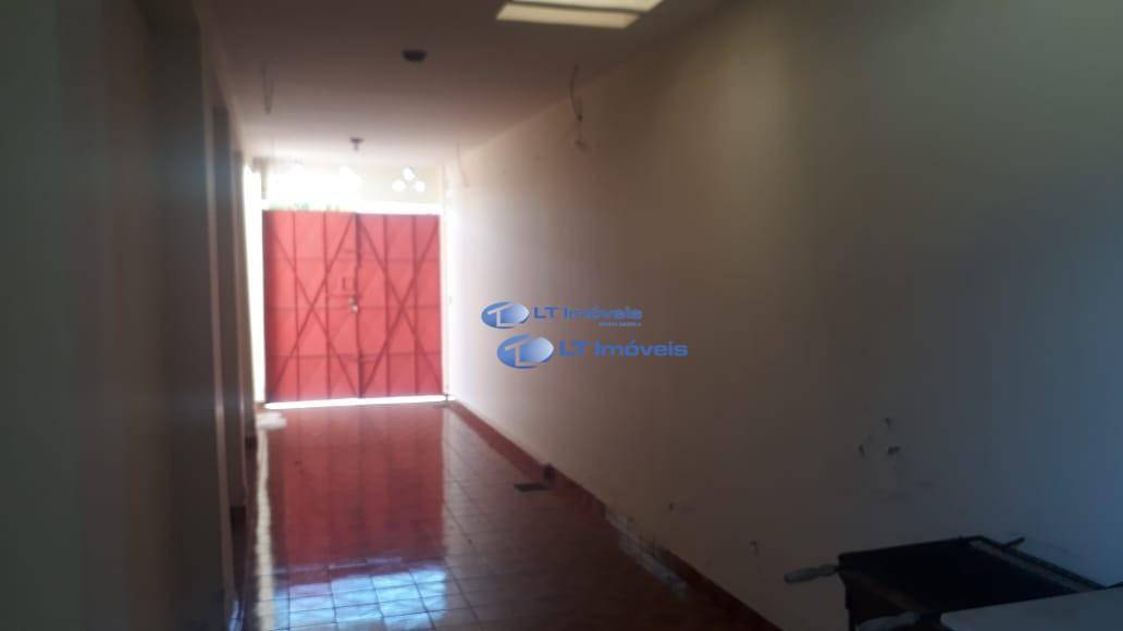 Casa à venda e aluguel com 3 quartos, 250m² - Foto 19