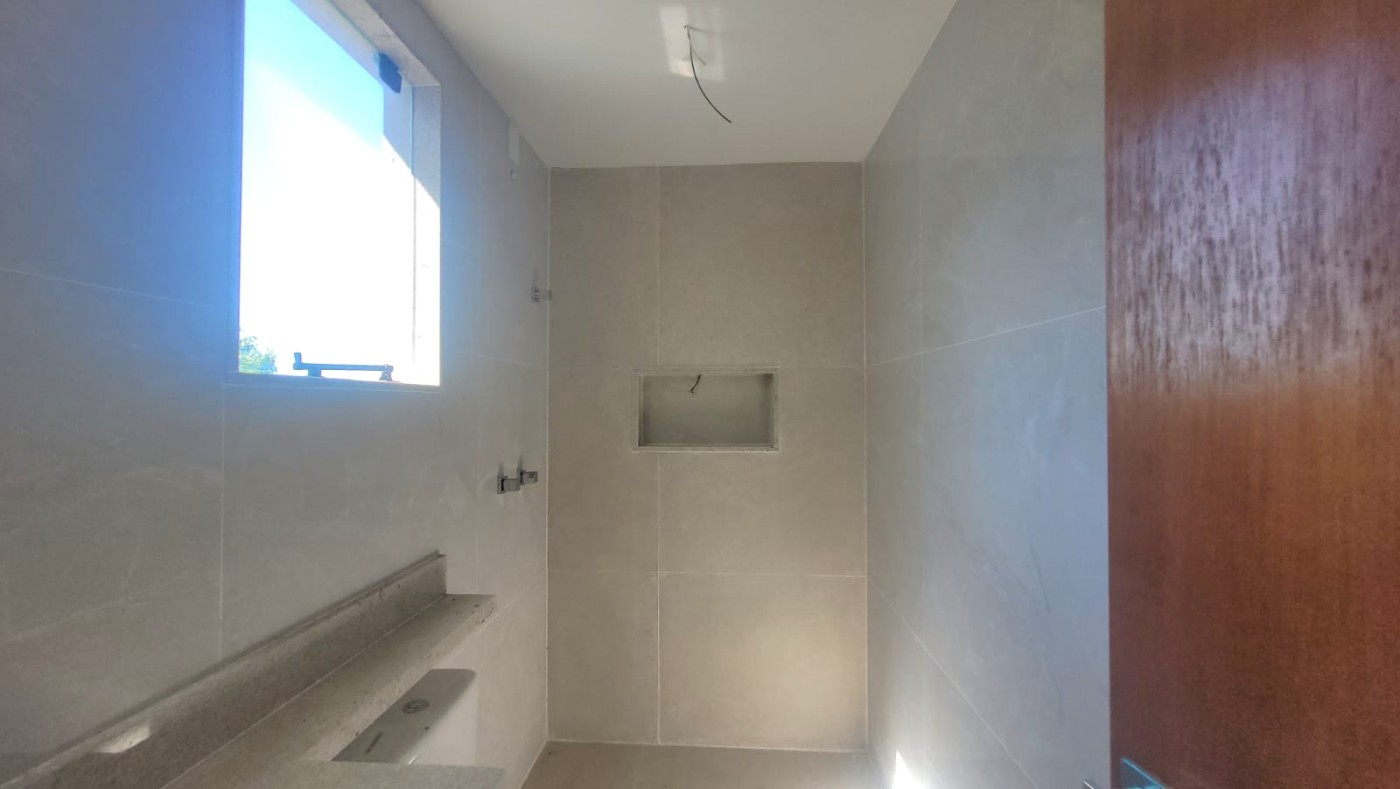 Casa de Condomínio à venda com 4 quartos, 245m² - Foto 29