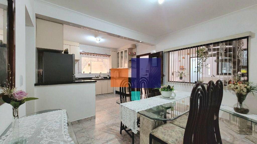 Sobrado à venda com 3 quartos, 264m² - Foto 58