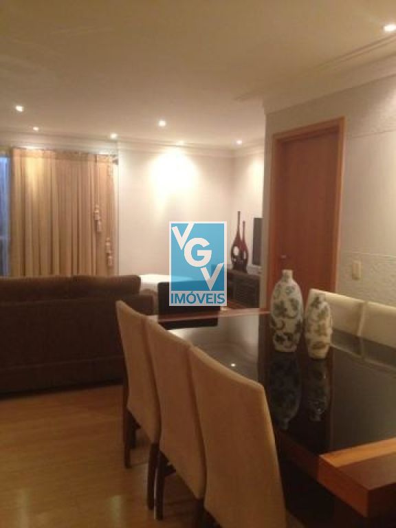 Apartamento à venda com 3 quartos, 140m² - Foto 2