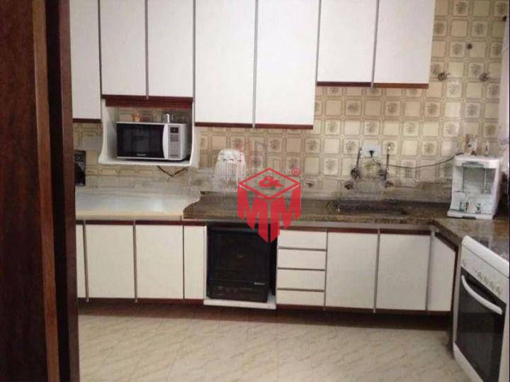 Sobrado à venda com 4 quartos, 220m² - Foto 9